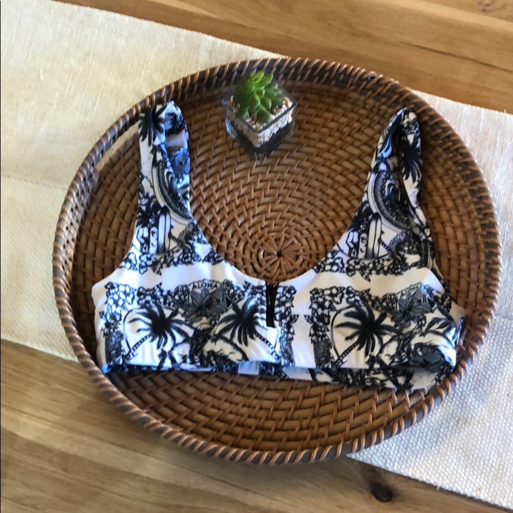 Stone Fox Swim! Worn 1-2x!